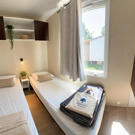 Mobilhome Vent D Ete Avec Piscine 营地 *